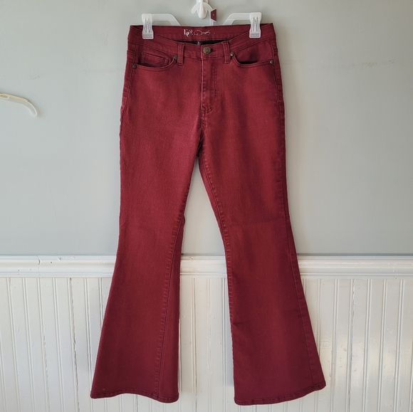 DG2 Burgundy Red Stretchy Mid Rise Super Flare Bell Bottom Jeans Size 6 - Picture 2 of 16